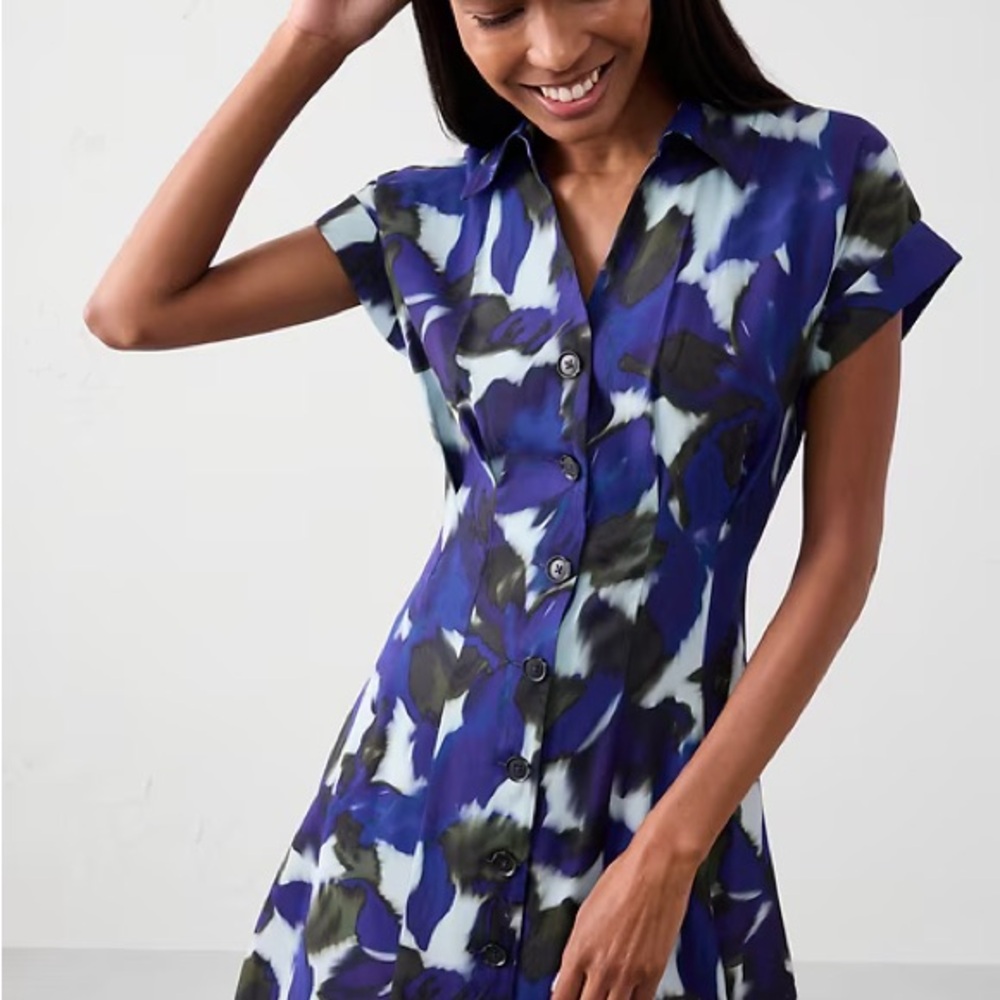 Banana Republic Blue and Black Patterned Midi Dress